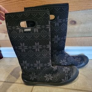 Bogs boots summer sweater